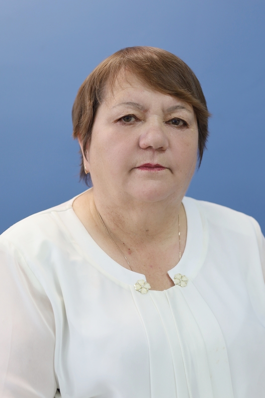 Попова Лидия Ивановна.