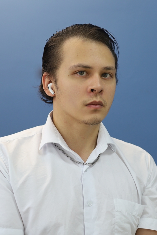 Литвинцев Евгений Олегович.